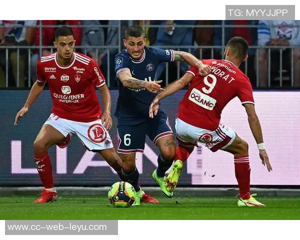 斯特拉斯堡主帅赞扬年轻球员表现称这是我们的力量与骄傲