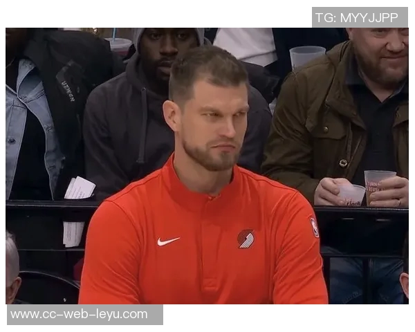 开拓者伤病困扰斯普利特表现尚可难掩球队困境 开拓者伤病困扰斯普利特表现尚可难掩球队困境